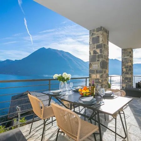 Sleeps 4 Pool * Argegno