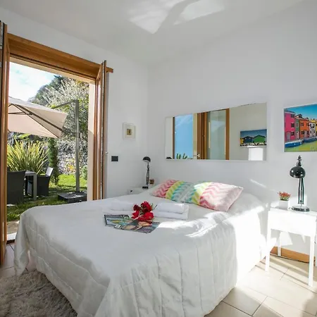 Sleeps 4 Pool * Argegno
