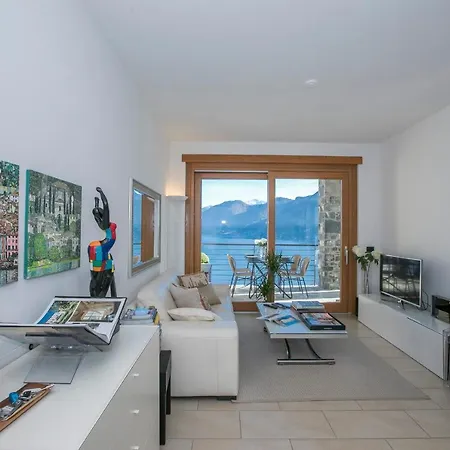 Lägenhet Sleeps 4 Pool *