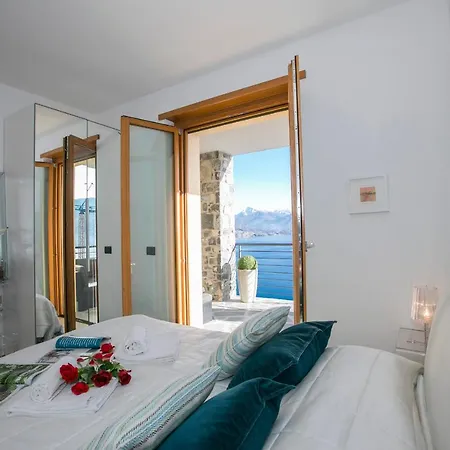 Sleeps 4 Pool Lägenhet